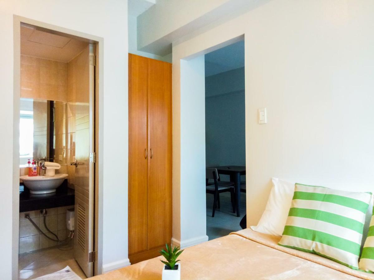 Forbes Area Bgc Taguig Manila Apartment Ngoại thất bức ảnh