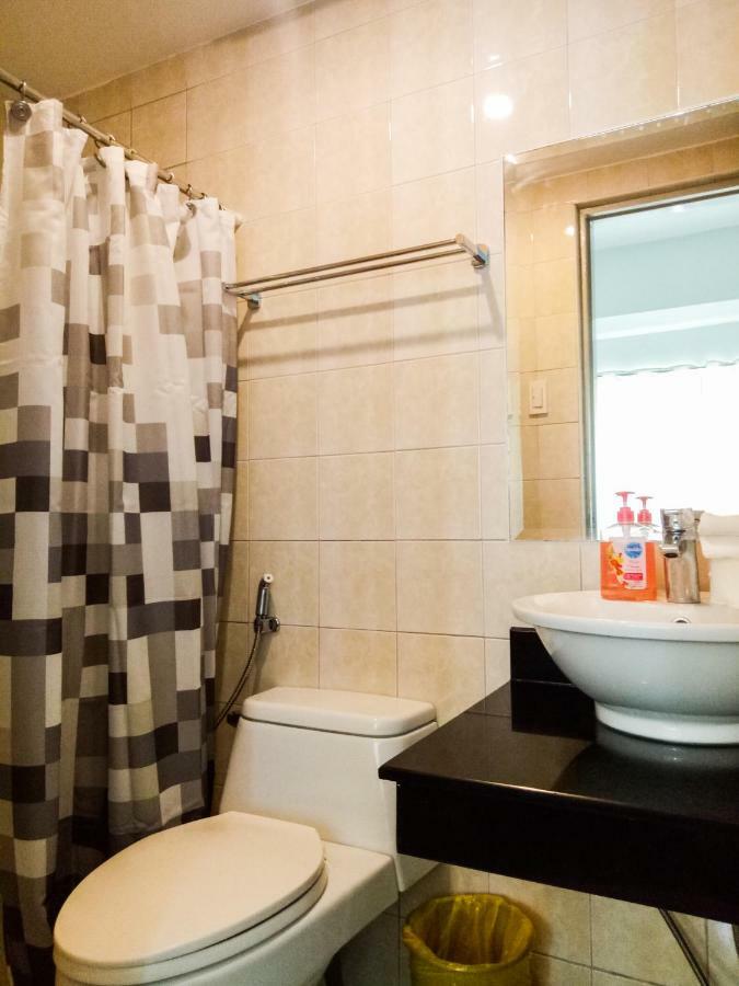 Forbes Area Bgc Taguig Manila Apartment Ngoại thất bức ảnh