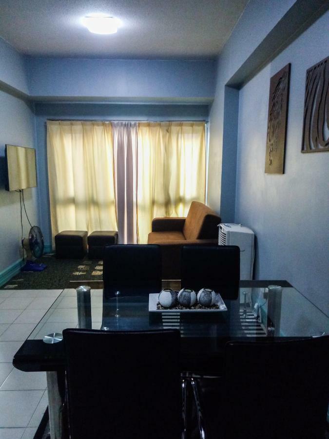 Forbes Area Bgc Taguig Manila Apartment Ngoại thất bức ảnh