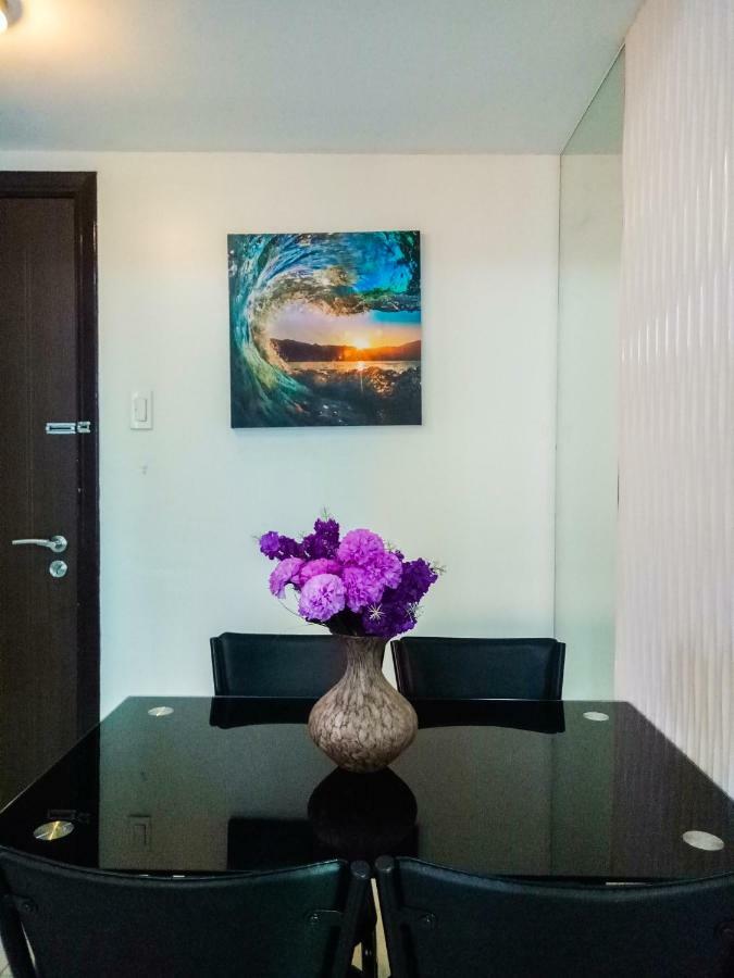 Forbes Area Bgc Taguig Manila Apartment Ngoại thất bức ảnh