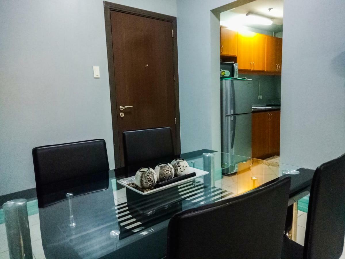 Forbes Area Bgc Taguig Manila Apartment Ngoại thất bức ảnh