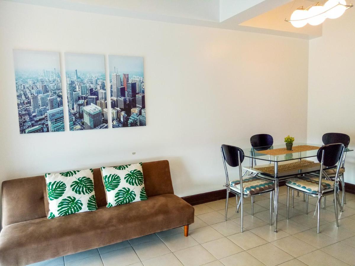 Forbes Area Bgc Taguig Manila Apartment Ngoại thất bức ảnh