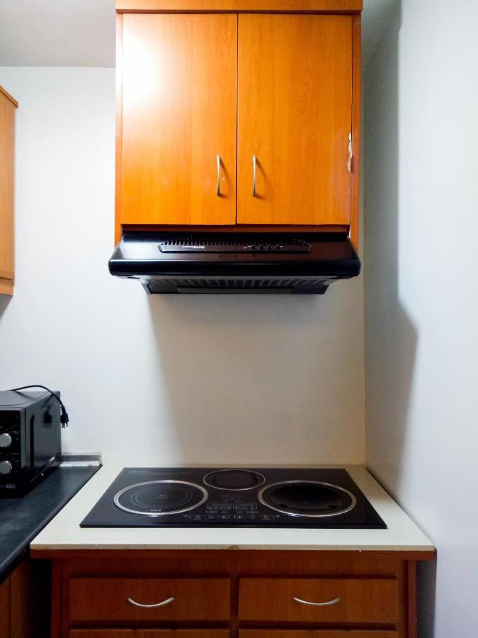 Forbes Area Bgc Taguig Manila Apartment Ngoại thất bức ảnh